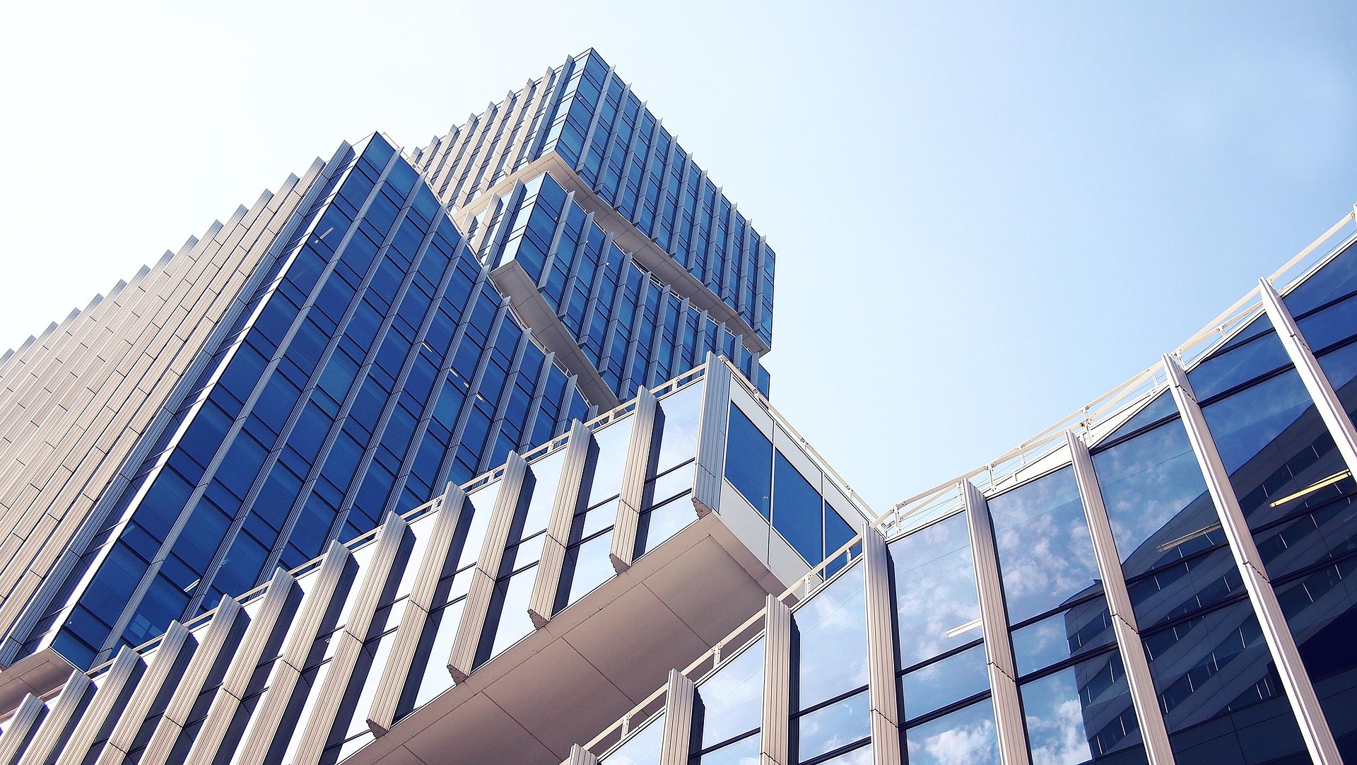 architecture-1448221_1920.jpg